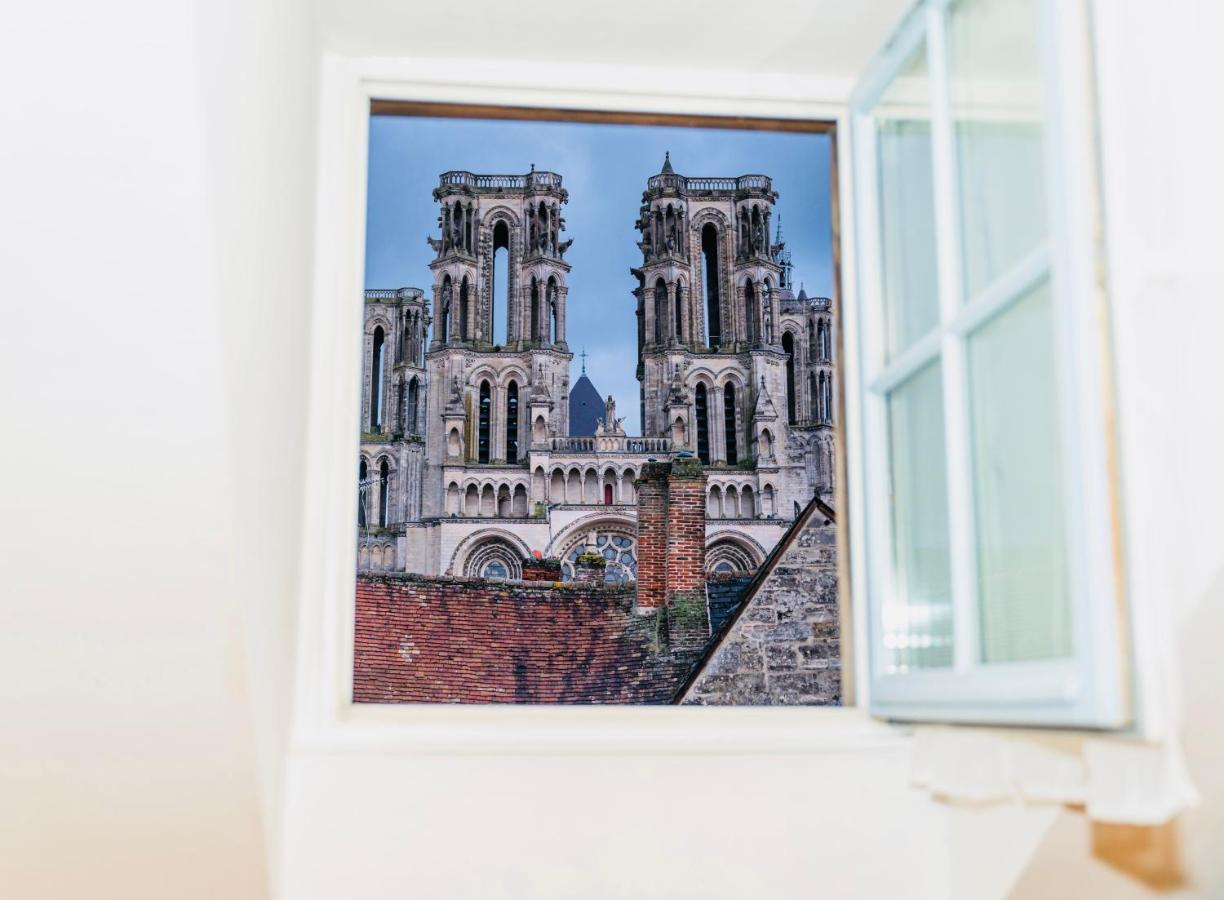 Nid Douillet La Cour Du Dauphin, Vue Cathedrale Imprenable Apartment Laon Ngoại thất bức ảnh