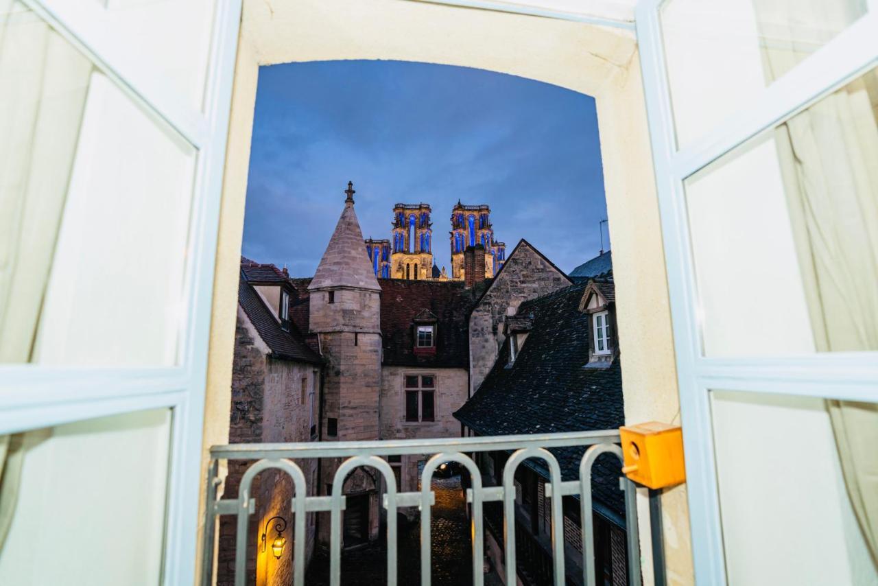 Nid Douillet La Cour Du Dauphin, Vue Cathedrale Imprenable Apartment Laon Ngoại thất bức ảnh